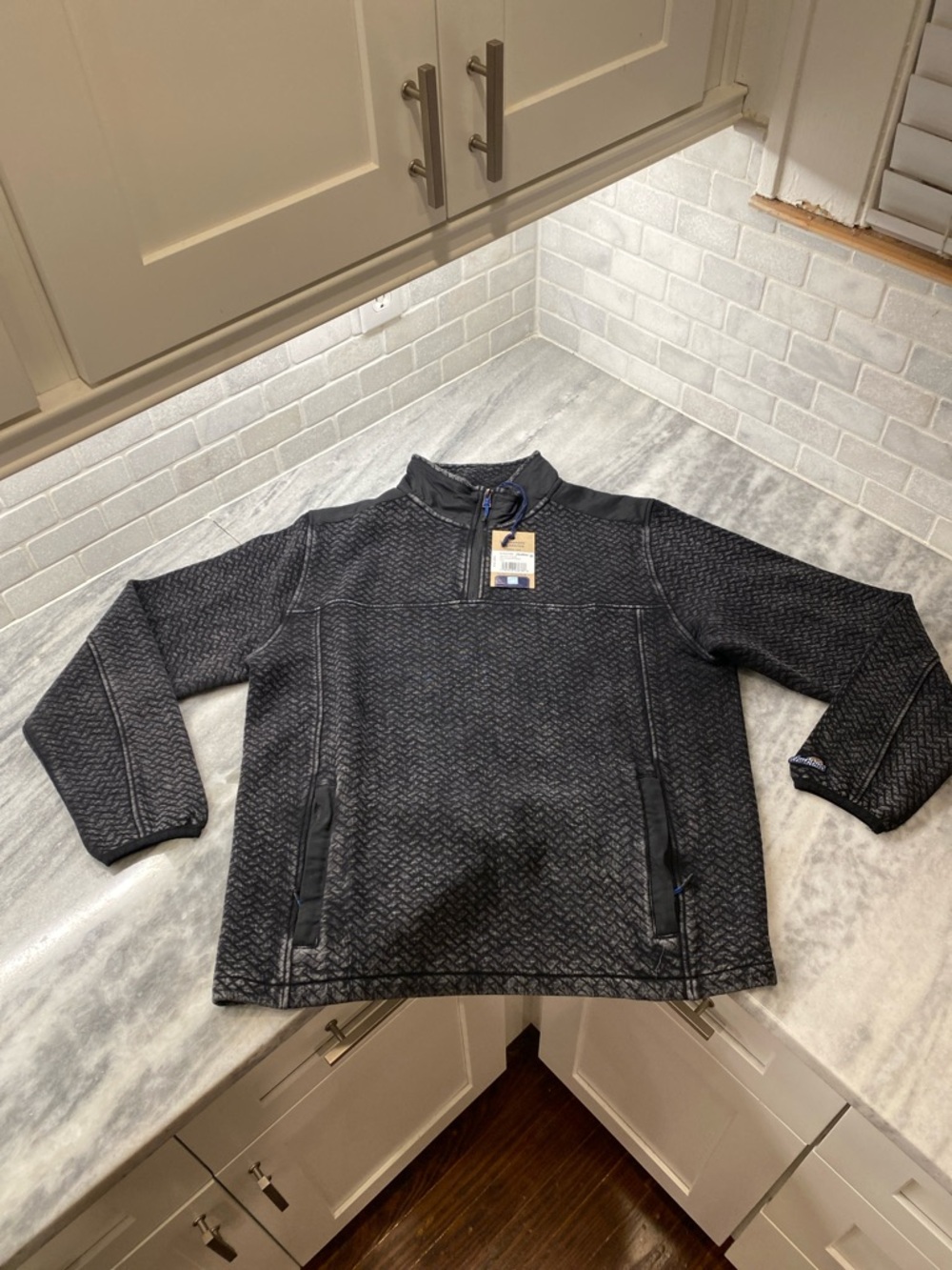 chubbies Men's Black Quilted Quarter-Zip Performance Pullover